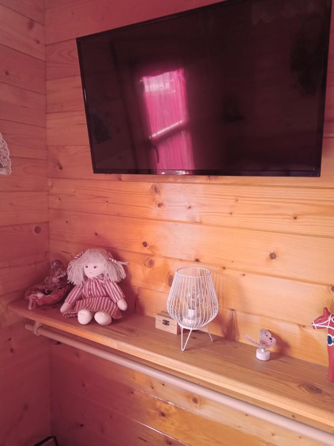 Roulotte La Passe Pierre Bed & Breakfast Pende Ngoại thất bức ảnh